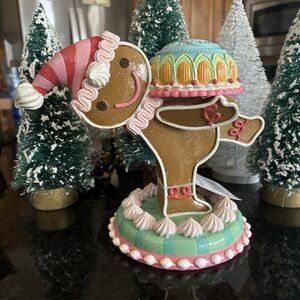 December Diamonds North Pole Sweet Shoppe Gingerbread Man Candle Holder 8.5”